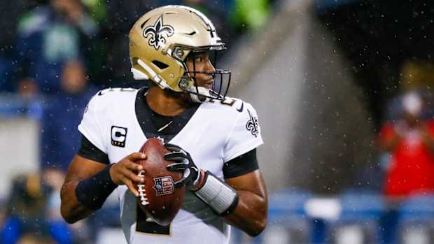 New Orleans Saints quarterback Jameis Winston (2)